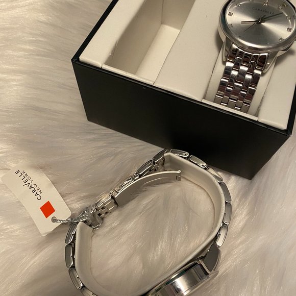 Caravelle // His and Hers watch set - Picture 3 of 5